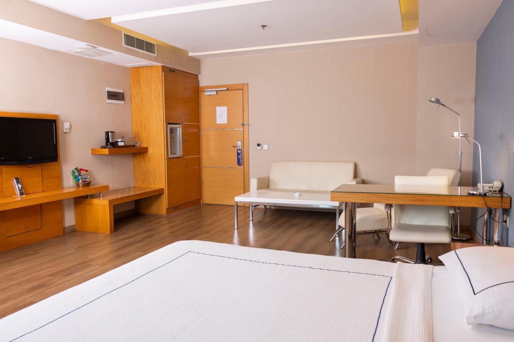 Anemon Kent Cigli Otel Σμύρνη Εξωτερικό φωτογραφία