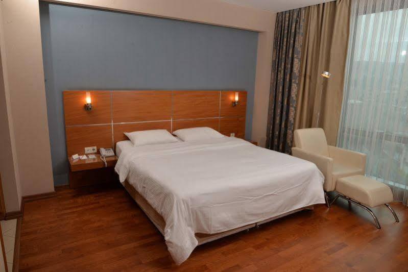 Anemon Kent Cigli Otel Σμύρνη Εξωτερικό φωτογραφία